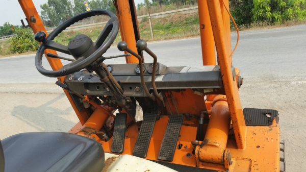 ขายด่วนรถยกดีเซล TOYOTA 4FD3.5ดีเซลยก3.5ตันเสาสูง3เมตรเกียรออโต้รถนอกเพิ่งเข้ามาใหม่ยังไม่เคยใช้งานในเมืองไทยเลย=รุ่นใหม่ขายถูกๆๆ