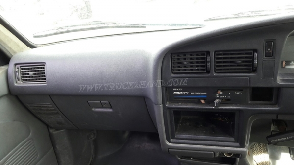 รถบรรทุกตู้เย็น TOYOTA 89 แรงม้า  ปีจดทะเบียน 2541