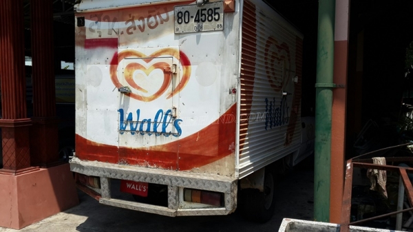 รถบรรทุกตู้เย็น TOYOTA 89 แรงม้า  ปีจดทะเบียน 2541