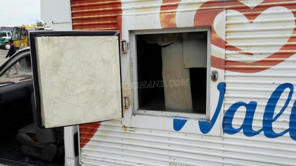 รถบรรทุกตู้เย็น TOYOTA 89 แรงม้า  ปีจดทะเบียน 2541