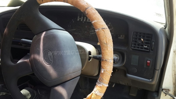 รถบรรทุกตู้เย็น TOYOTA 89 แรงม้า  ปีจดทะเบียน 2541