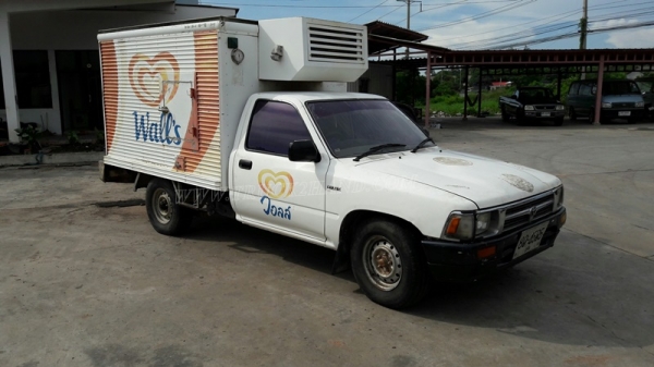 รถบรรทุกตู้เย็น TOYOTA 89 แรงม้า  ปีจดทะเบียน 2541