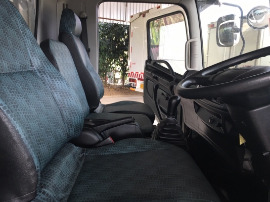 ขาย6ล้อ HINO.MAGA FC 9J Euro3. 500 เครื่องคอมมอลเรล145 เเรง วิ่ง รถห้างเเท้ๆ ตู้เย็นพร้อมเครื่องทำความเย็นอู่เอกชัย ยาว4.20  จดทะเบียนปลายปี 2554 (2011) สภาพป้ายเเดงใครต้องการไม่ผิดหวังราคา 950,000บาทจัดไฟเเนนได้.ดูรถได้ที่เต็นท์รถ JJ.AUTOCAR 2 หลังวัดจัน