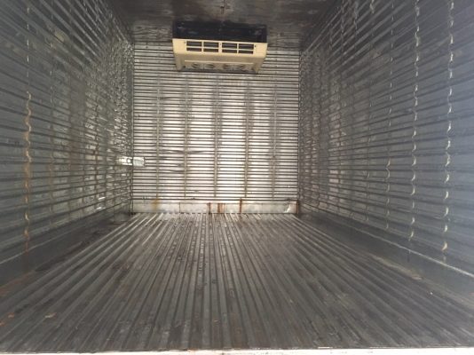 ขาย6ล้อ HINO.MAGA FC 9J Euro3. 500 เครื่องคอมมอลเรล145 เเรง วิ่ง รถห้างเเท้ๆ ตู้เย็นพร้อมเครื่องทำความเย็นอู่เอกชัย ยาว4.20  จดทะเบียนปลายปี 2554 (2011) สภาพป้ายเเดงใครต้องการไม่ผิดหวังราคา 950,000บาทจัดไฟเเนนได้.ดูรถได้ที่เต็นท์รถ JJ.AUTOCAR 2 หลังวัดจัน