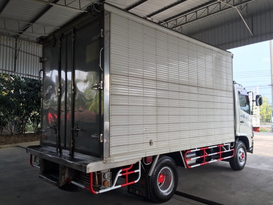 ขาย6ล้อ HINO.MAGA FC 9J Euro3. 500 เครื่องคอมมอลเรล145 เเรง วิ่ง รถห้างเเท้ๆ ตู้เย็นพร้อมเครื่องทำความเย็นอู่เอกชัย ยาว4.20  จดทะเบียนปลายปี 2554 (2011) สภาพป้ายเเดงใครต้องการไม่ผิดหวังราคา 950,000บาทจัดไฟเเนนได้.ดูรถได้ที่เต็นท์รถ JJ.AUTOCAR 2 หลังวัดจัน