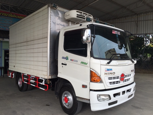 ขาย6ล้อ HINO.MAGA FC 9J Euro3. 500 เครื่องคอมมอลเรล145 เเรง วิ่ง รถห้างเเท้ๆ ตู้เย็นพร้อมเครื่องทำความเย็นอู่เอกชัย ยาว4.20  จดทะเบียนปลายปี 2554 (2011) สภาพป้ายเเดงใครต้องการไม่ผิดหวังราคา 950,000บาทจัดไฟเเนนได้.ดูรถได้ที่เต็นท์รถ JJ.AUTOCAR 2 หลังวัดจัน