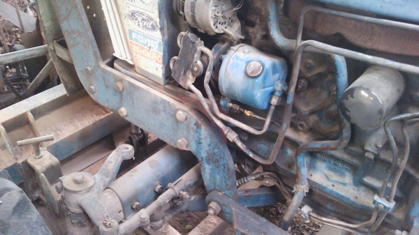 ขายฟอร์ด  6610  เสื้อลาย     ดันหน้า  หาง  7  ราคา 420000  บาท  ขายได้ขายเลย