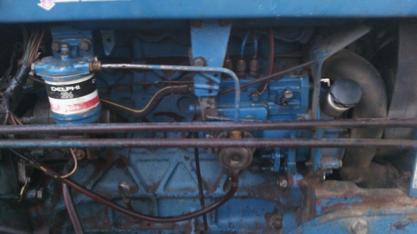 ขายฟอร์ด  6610  เสื้อลาย     ดันหน้า  หาง  7  ราคา 420000  บาท  ขายได้ขายเลย