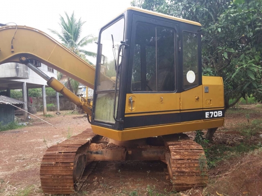 ขาย!! >>> CAT E70B <<< รถทำงานได้ ราคา 580,000 บาท ขาย!! >>> CAT E70B <<< รถทำงานได้ ราคา 580,000 บาท