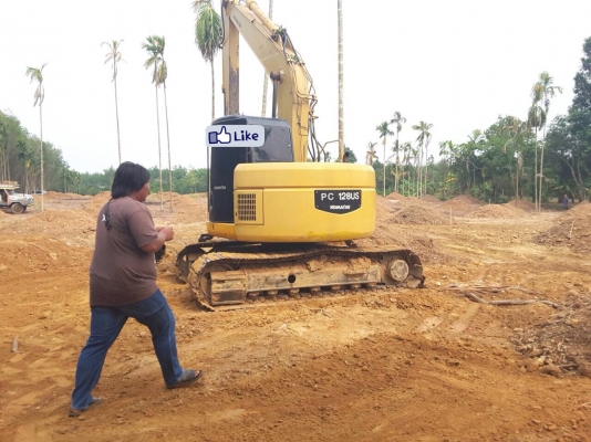 ขาย!! >>> Komatsu Pc128US <<< สภาพสวยจบ ราคา 850,000 บาท ขาย!! >>> Komatsu Pc128US <<< สภาพสวยจบ ราคา 850,000 บาท