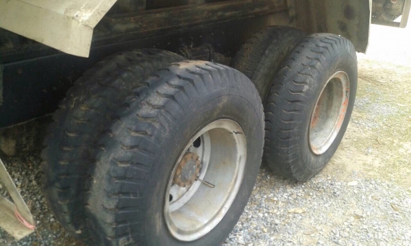 ขายรถพ่วงดัมพ์ Hino 3M เครื่องเดิม 240 แรง ปี 43 ลูก 3 เพลา พร้อมใช้งาน