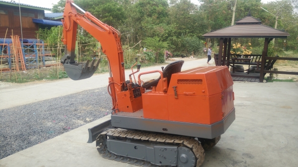 รถขุด IHI 005  พร้อมใช้ กำลังดีมาก