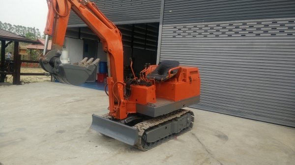 รถขุด IHI 005  พร้อมใช้ กำลังดีมาก