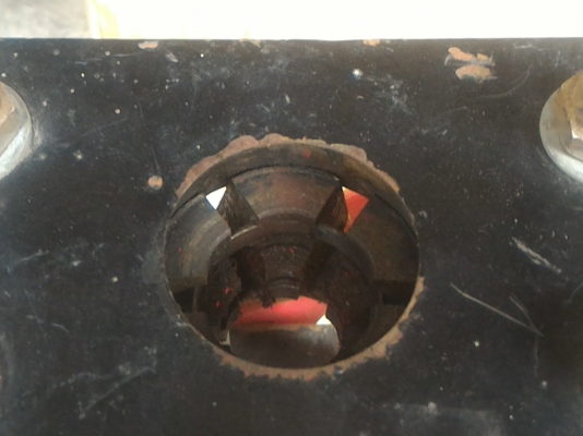 แท่นอัดย้ำหัวสายด้วยระบบไฮดรลกลิค ใช้งานย้ำหัวสายแบบต่างๆได้ เช่นสายพ่นทางการเกษตร งานไฮดรอลิกต่างๆ