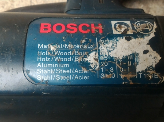 เลื่อยจิ๊กซอร์ไฟฟ้า ยี่ห้อ BOSGH  ปรับโมทการทำงานของใบเลื่อยขึ้นลงได้แบบต่างๆ