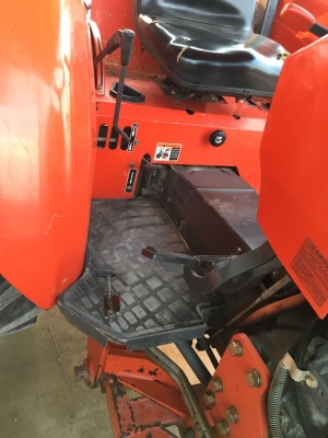 (M60 คันที่1)** ราคา 510,000 ** คูโบต้า M6040 ใบดัน+ผาน สภาพสวยสด สี เครื่อง เกียร์ เดิมทุกอย่าง 062 387-4789