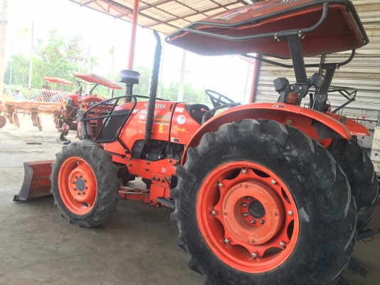 (M60 คันที่1)** ราคา 510,000 ** คูโบต้า M6040 ใบดัน+ผาน สภาพสวยสด สี เครื่อง เกียร์ เดิมทุกอย่าง 062 387-4789