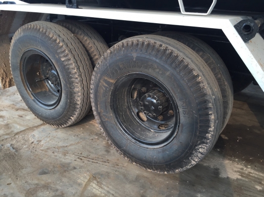 อีซูซุ ร็อกกี้ 175 เครื่องเกีรย์ solo 2 เพลาคาสซี สวย ชุดสเปร์น้ำพร้อม เปลี่ยนหัว นอก ยางใหม่ 10 เส้นเอกสารพร้อม โอนภาษีไม่ขาด ลดสุดๆปรับราคาใหม่ 750,000  บาท