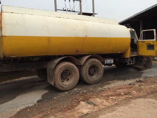 รถน้ำ อีซูซุ หัวยาว เครื่อง 6BB 145 ถังน้ำ 16000 ไม่มีทะเบียน เอกสารสัญญาซื้อขาย