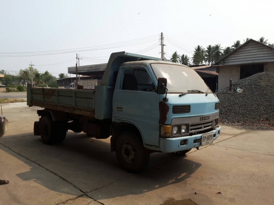 หกล้อ อีซูซุ KS110ฝาดำ ดั้ม ช่วงล่างท้าย F สภาพดีสวยพร้อมใช้ ทะเบียนพร้อมโอน ราคา 225,000บ ครับ