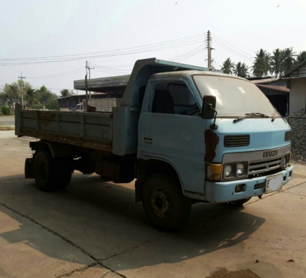 หกล้อ อีซูซุ KS110ฝาดำ ดั้ม ช่วงล่างท้าย F สภาพดีสวยพร้อมใช้ ทะเบียนพร้อมโอน ราคา 225,000บ ครับ