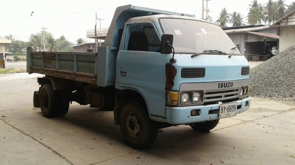 หกล้อ อีซูซุ KS110ฝาดำ ดั้ม ช่วงล่างท้าย F สภาพดีสวยพร้อมใช้ ทะเบียนพร้อมโอน ราคา 225,000บ ครับ