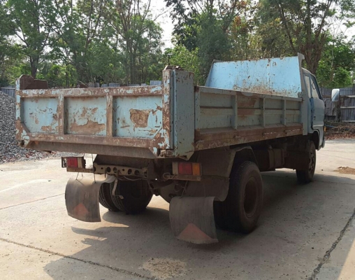 หกล้อ อีซูซุ KS110ฝาดำ ดั้ม ช่วงล่างท้าย F สภาพดีสวยพร้อมใช้ ทะเบียนพร้อมโอน ราคา 225,000บ ครับ