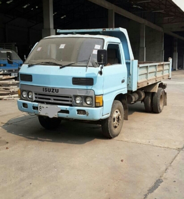 หกล้อ อีซูซุ KS110ฝาดำ ดั้ม ช่วงล่างท้าย F สภาพดีสวยพร้อมใช้ ทะเบียนพร้อมโอน ราคา 225,000บ ครับ