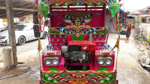 ขาย รถอีแต๋นสภาพสวยจัด มีเล่มทะเบียน เครื่อง YANMAR 16 แรง แผงข้างมิเนียม มีสโลว์กลาง