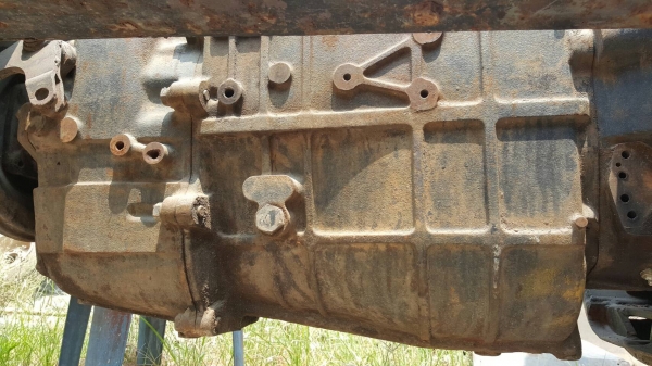 ขาย หัวคัสซี 10 ล้อ NISSAN เพลาเดียว เอกสารเล่มทะเบียนพร้อมชุดโอน เครื่อง PD6-T 260 แรงม้า(ไม่มีใบคุมเครื่อง) เกียร์ใหญ่สโลว์ท้ายเกียร์ คัสซีสวยตลอดเส้น ราคาต่อรองได้ครับ