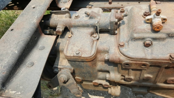 ขาย หัวคัสซี 10 ล้อ NISSAN เพลาเดียว เอกสารเล่มทะเบียนพร้อมชุดโอน เครื่อง PD6-T 260 แรงม้า(ไม่มีใบคุมเครื่อง) เกียร์ใหญ่สโลว์ท้ายเกียร์ คัสซีสวยตลอดเส้น ราคาต่อรองได้ครับ