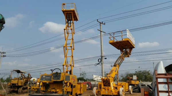 โชว์ให้เห็นครับ รถกระเช้า แมนลิฟท์ ขากรรไกร AICHI ตีนตะขาบ แทร็กเหล็กหุ้มยาง สูง 15 เมตร