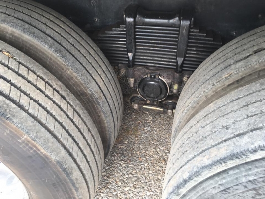 ขายรถสิบล้อ ISUZU DECA FXZ 320แรง ปี49พ่วงแม่ลูก ดั้มมิเนียมชุดใหญ่ อู่ ส.สมบัติ คอกเกษตร สู่ง2.20 เมตร แม่ยาว.6.20 ลูกยาว6.8 เมตร ยางสวยทั้ง22เส้น น้ำหนักรถเปล่า 19,300  น้ำหนักบรรทุกได้ 31,200