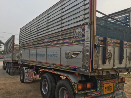 ขายรถสิบล้อ ISUZU DECA FXZ 320แรง ปี49พ่วงแม่ลูก ดั้มมิเนียมชุดใหญ่ อู่ ส.สมบัติ คอกเกษตร สู่ง2.20 เมตร แม่ยาว.6.20 ลูกยาว6.8 เมตร ยางสวยทั้ง22เส้น น้ำหนักรถเปล่า 19,300  น้ำหนักบรรทุกได้ 31,200