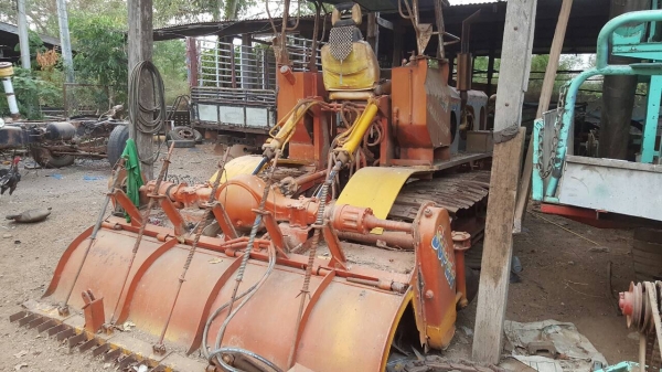 ขาย รถตีดินพร้อมใช้งาน อู่ไทยเจริญการช่าง เครื่อง HINO P11C 320 แรงม้า ช่วงล่างตัวเดิน 12 โรตารี่ดี ราคาต่อรองได้ครับ ขาย รถตีดินพร้อมใช้งาน อู่ไทยเจริญการช่าง เครื่อง HINO P11C 320 แรงม้า ช่วงล่างตัวเดิน 12 โรตารี่ดี ราคาต่อรองได้ครับ