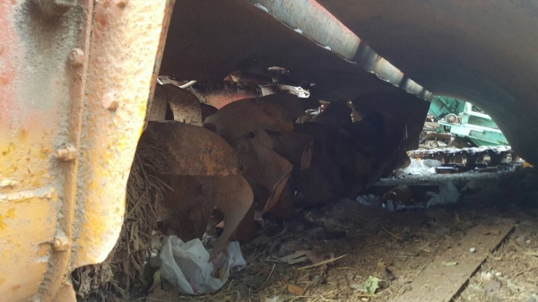 ขาย รถตีดินพร้อมใช้งาน อู่ไทยเจริญการช่าง เครื่อง HINO P11C 320 แรงม้า ช่วงล่างตัวเดิน 12 โรตารี่ดี ราคาต่อรองได้ครับ ขาย รถตีดินพร้อมใช้งาน อู่ไทยเจริญการช่าง เครื่อง HINO P11C 320 แรงม้า ช่วงล่างตัวเดิน 12 โรตารี่ดี ราคาต่อรองได้ครับ