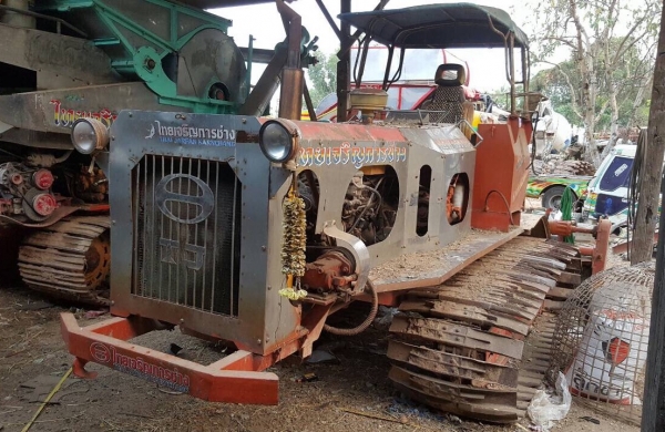 ขาย รถตีดินพร้อมใช้งาน อู่ไทยเจริญการช่าง เครื่อง HINO P11C 320 แรงม้า ช่วงล่างตัวเดิน 12 โรตารี่ดี ราคาต่อรองได้ครับ ขาย รถตีดินพร้อมใช้งาน อู่ไทยเจริญการช่าง เครื่อง HINO P11C 320 แรงม้า ช่วงล่างตัวเดิน 12 โรตารี่ดี ราคาต่อรองได้ครับ