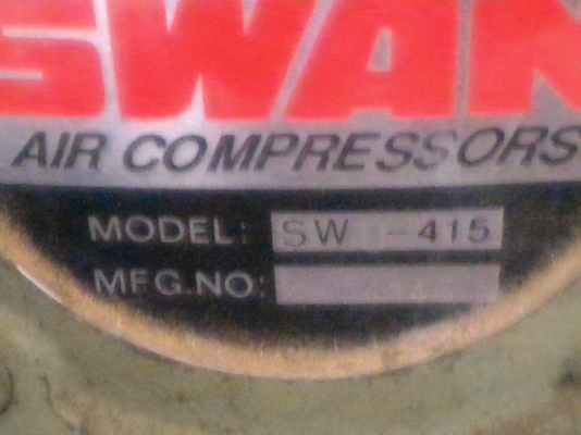 หัวปั็มลมขนาดใหญ่ แบบ 4 สูบ ยี่ห้อ SWAN จากญี่ปุ่นสภาพดูจากภาพนอกไม่รั่วไม่ซึม ไม่มีรอยน้ำมัน