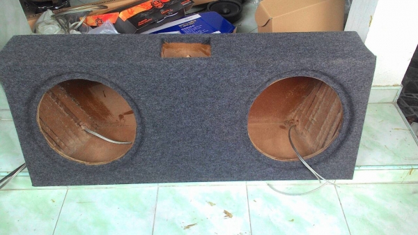 ตู้ซับ 10 นิ้ววีโก้ 4 ประตู