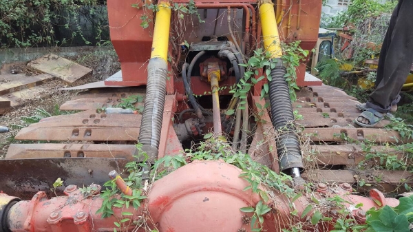 ขาย รถตีดินพร้อมใช้งาน อู่ไทยเจริญการช่าง เครื่อง HINO JO8C 260 แรงม้า ช่วงล่างตัวเดิน 12 โรตารี่ดี ราคาต่อรองได้ครับ