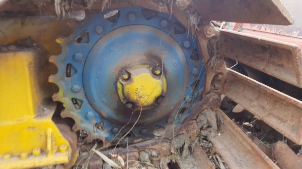 ขาย รถตีดินพร้อมใช้งาน อู่ไทยเจริญการช่าง เครื่อง HINO JO8C 260 แรงม้า ช่วงล่างตัวเดิน 12 โรตารี่ดี ราคาต่อรองได้ครับ