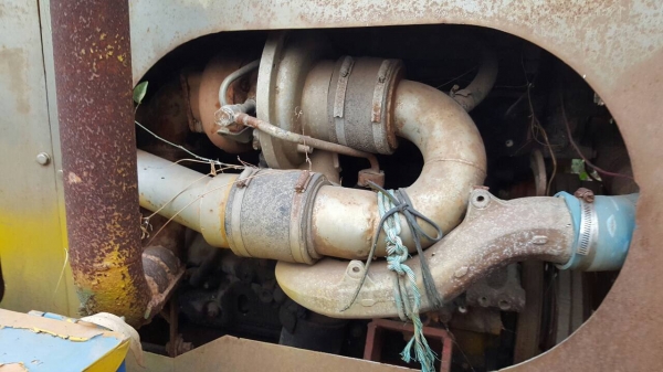 ขาย รถตีดินพร้อมใช้งาน อู่ไทยเจริญการช่าง เครื่อง HINO JO8C 260 แรงม้า ช่วงล่างตัวเดิน 12 โรตารี่ดี ราคาต่อรองได้ครับ