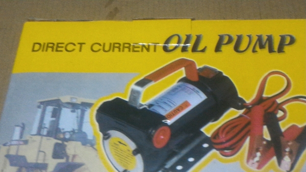 ปั๊มดูด - จ่าย เอนกประสงค์ น้ำ , น้ำมัน , ของเหลวอื่น แบบใช้ไฟ DC 12 V.  มีกำลัง 155 W. อัตราการไหล 40 ลิตร/นาที จ่ายขึ้นได้สูง 10 ม. ท่อ 1 นิ้ว