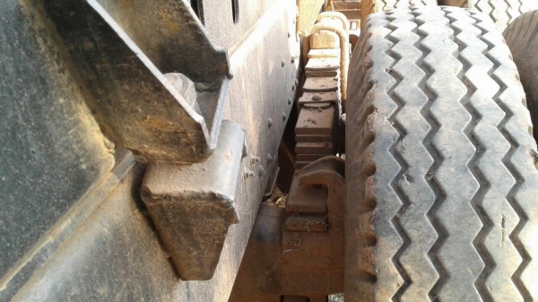 ขาย 10 ล้อดั้ม HINO FM3H คัสซีสวยตลอดเส้น เครื่องเดิม HO7D 195 แรงม้า เกียร์เดิม สโลว์เดิม ดั้มสามมิตร ทะเบียนพร้อมโอน