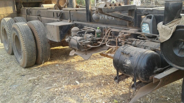 ขาย 10 ล้อดั้ม HINO FM3H คัสซีสวยตลอดเส้น เครื่องเดิม HO7D 195 แรงม้า เกียร์เดิม สโลว์เดิม ดั้มสามมิตร ทะเบียนพร้อมโอน