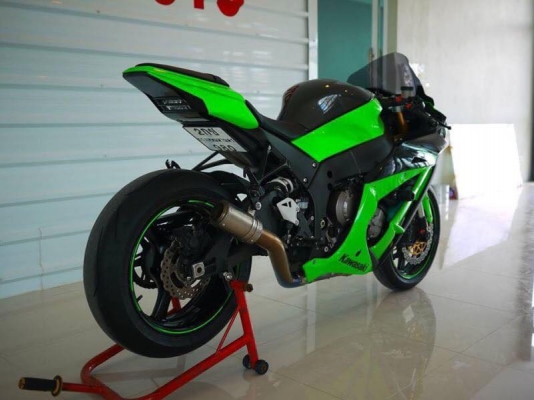 ขาย Kawasaki Zx10 ปี 2014 สภาพนางฟ้า พร้อมทะเบียนแท้ รถสวยมากรับประกันไม่ผิดหวังแน่นอน ไม่ล้ม ไม่ชน ไม่แปะ สีเดิมทั้งคัน