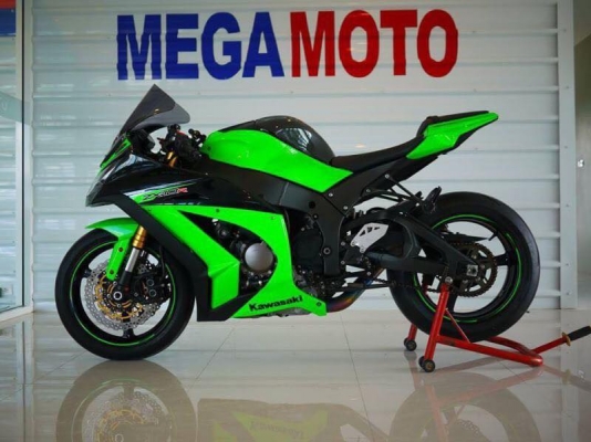 ขาย Kawasaki Zx10 ปี 2014 สภาพนางฟ้า พร้อมทะเบียนแท้ รถสวยมากรับประกันไม่ผิดหวังแน่นอน ไม่ล้ม ไม่ชน ไม่แปะ สีเดิมทั้งคัน