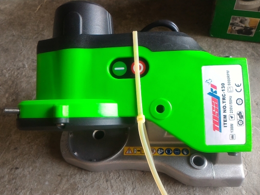 เครื่องเจียร์ลบคมเลื่อยโซ่ แบบมีรางช่วยจับยึด ปรับองศาการเจียร์แต่งได้ตามต้องการ