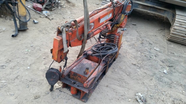 ขาย เครน ขนาด 1 ตัน สำหรับติดหลังรถบรรทุด ราคาถูกครับ ขาย เครน ขนาด 1 ตัน สำหรับติดหลังรถบรรทุด ราคาถูกครับ