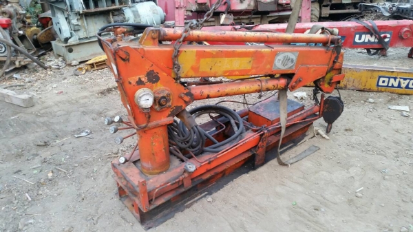 ขาย เครน ขนาด 1 ตัน สำหรับติดหลังรถบรรทุด ราคาถูกครับ ขาย เครน ขนาด 1 ตัน สำหรับติดหลังรถบรรทุด ราคาถูกครับ